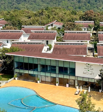 Key Features & Amenities